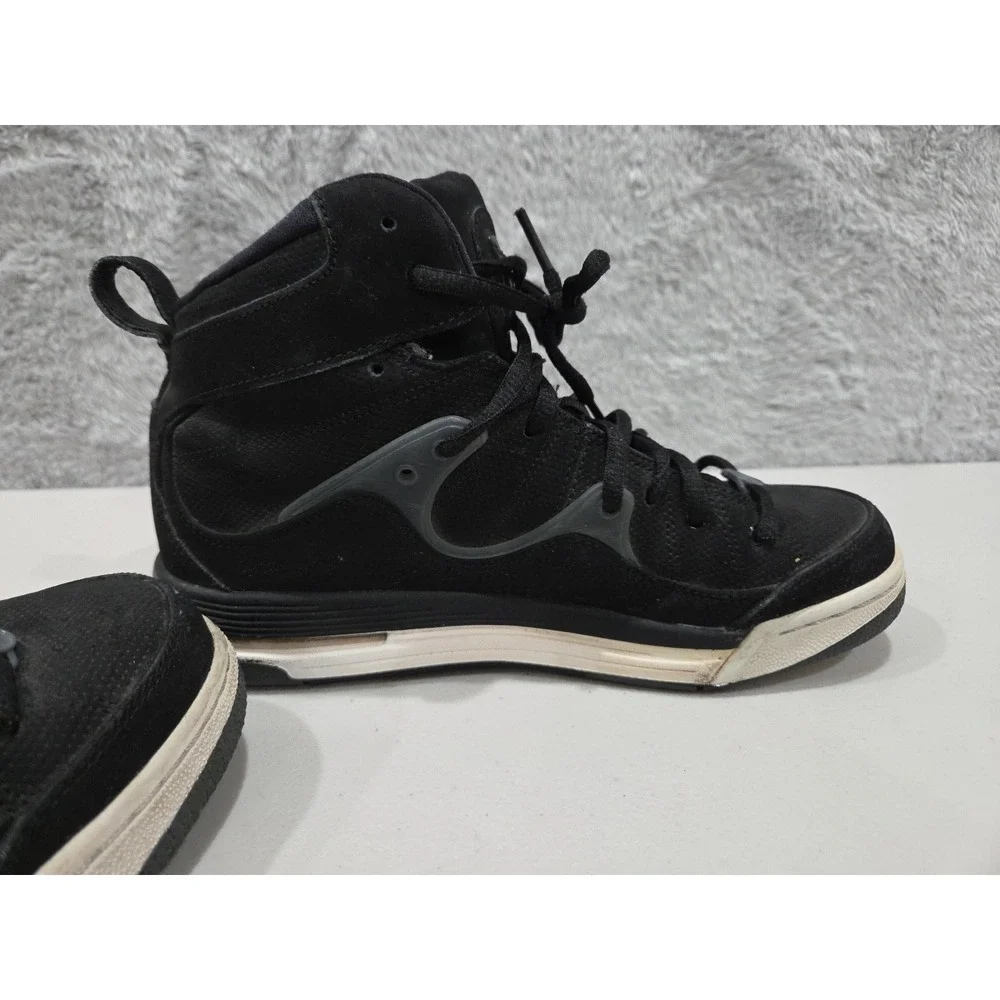 Jordan Flight TR '97 428827-005 Black-White Sz 6Y